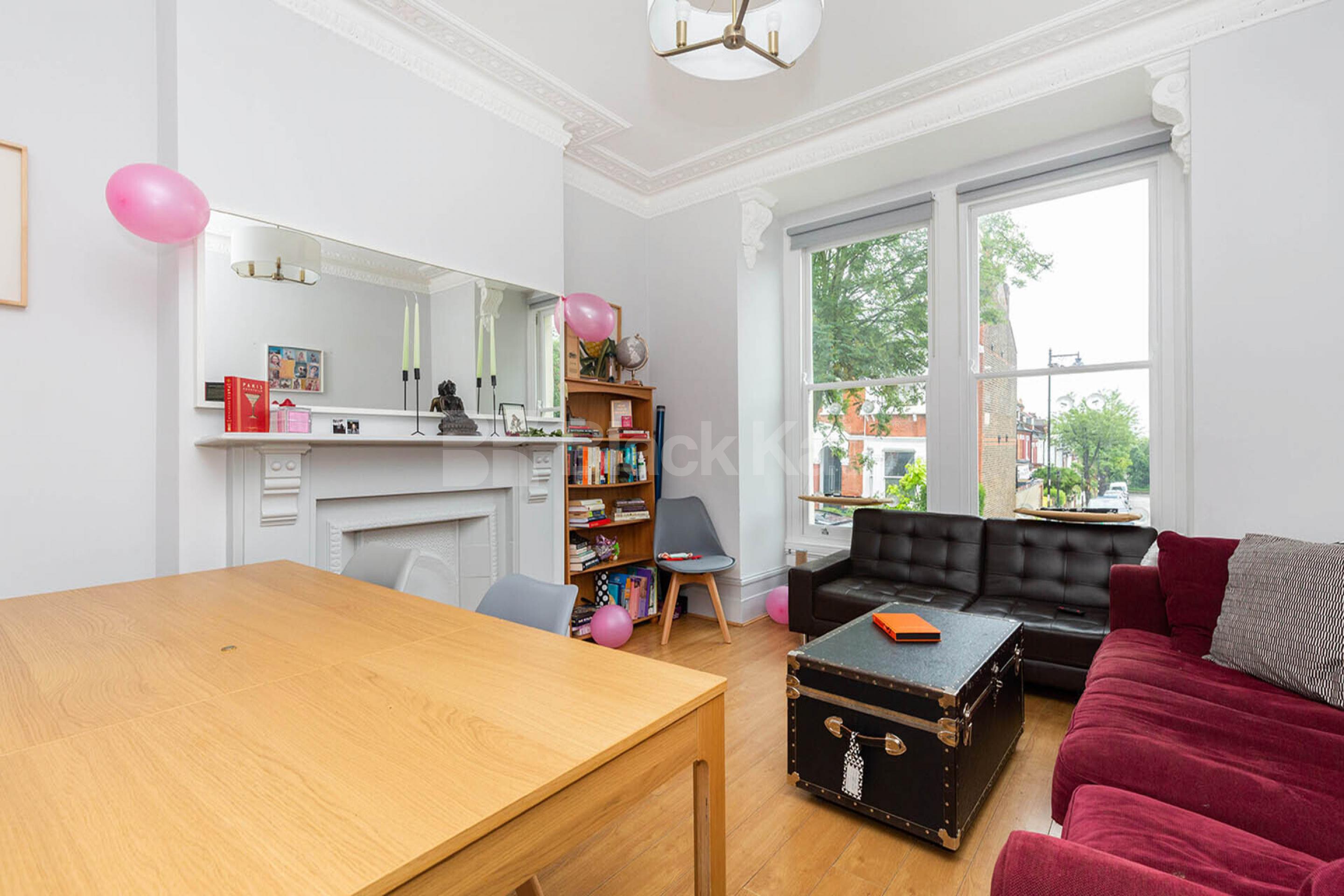 Large 6 bedroom house with 2 bathrooms and close to Archway Station Parolles Road, Archway N19